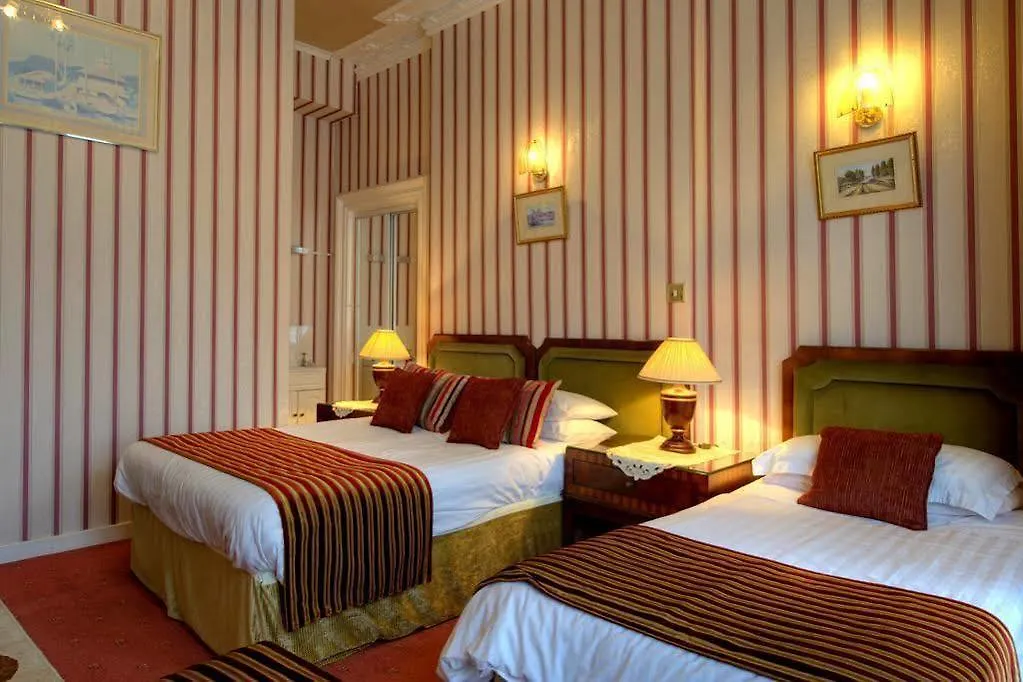 エディンバラ キャッスル パーク ゲスト ハウス Bed & Breakfast 4*,  イギリス